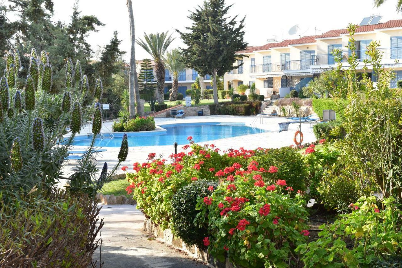 Paradise Gardens Mediterranean Home Paphos Exterior foto
